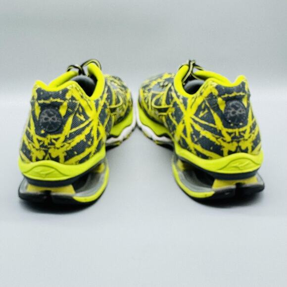 Mizuno Shoes Mens 14 Gray Yellow Paint Splatter Wave Creation 16 Running Sneaker - Picture 7 of 12